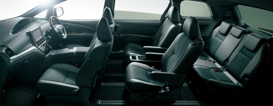 Интерьер Toyota Estima Hybrid Aeras 2016 года  (фото 8 из 11)